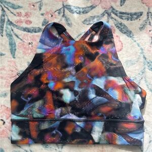 Lululemon sports bra size 8